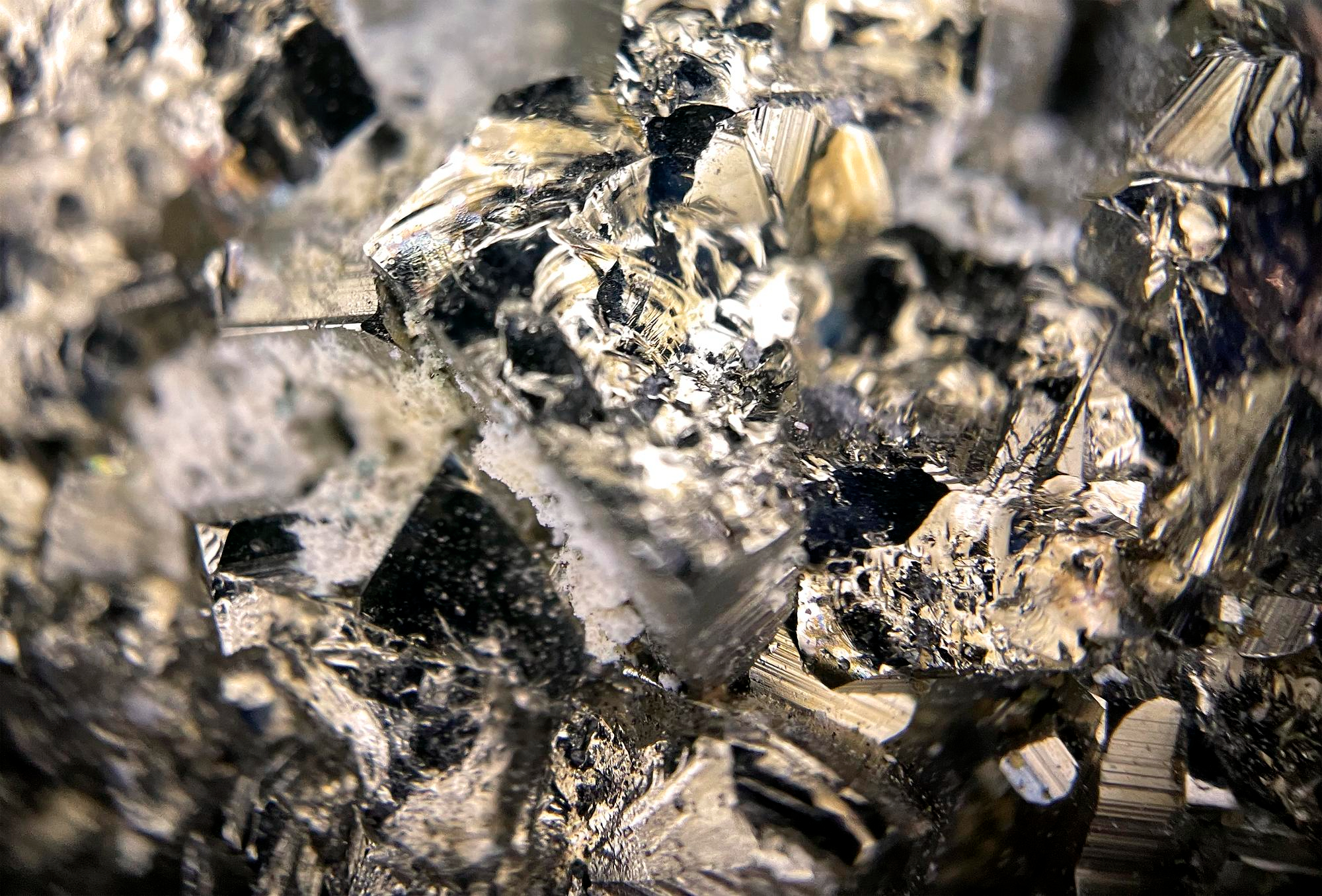 Zinc oxide